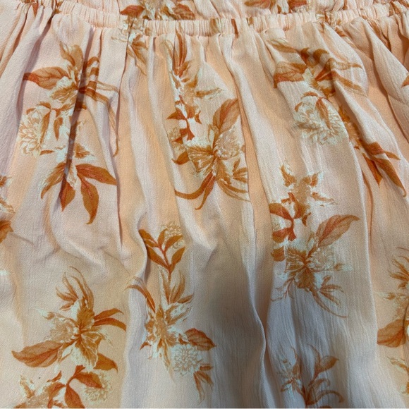 torrid Pink Floral Peplum Blouse with Rust Accents - Picture 5 of 9